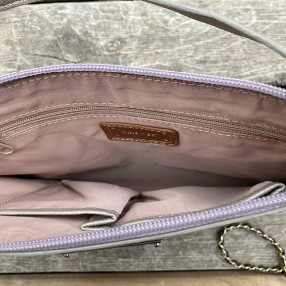 Nine West Gold clutch - Picture 4 of 5